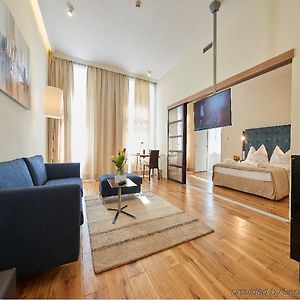 HiLight Suites Hotel